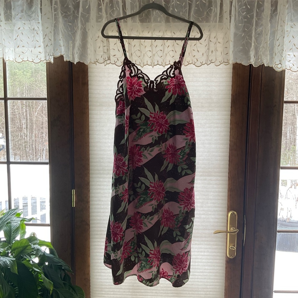 Floral Lace Trim Nightgown